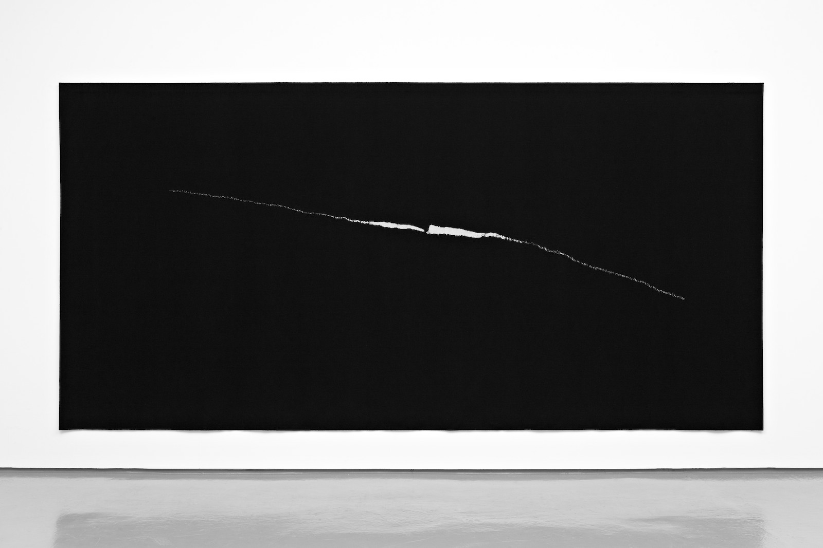 Tegnerisk tomgang og skulpturale bomskudd&nbsp;<span>(+)</span>