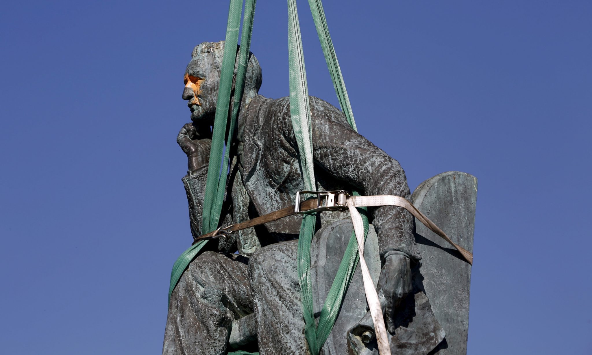 Hjemmeavlet sannhet fra antikolonister&nbsp;<span>(+)</span>
