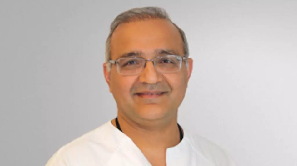 Retten: Vivek Kumar Sethi voldtok syv pasienter i gynekologstolen. Mediene: «østlending»&nbsp;<span>(+)</span>