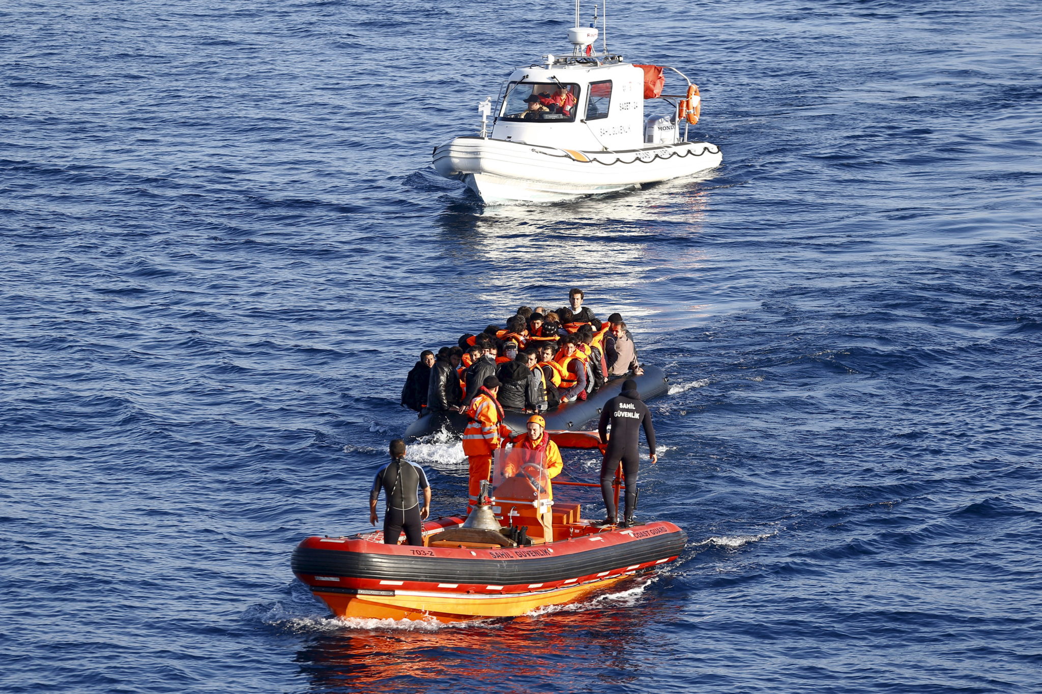 Hellas planlegger flytende grensebarriere mot Tyrkia&nbsp;<span>(+)</span>