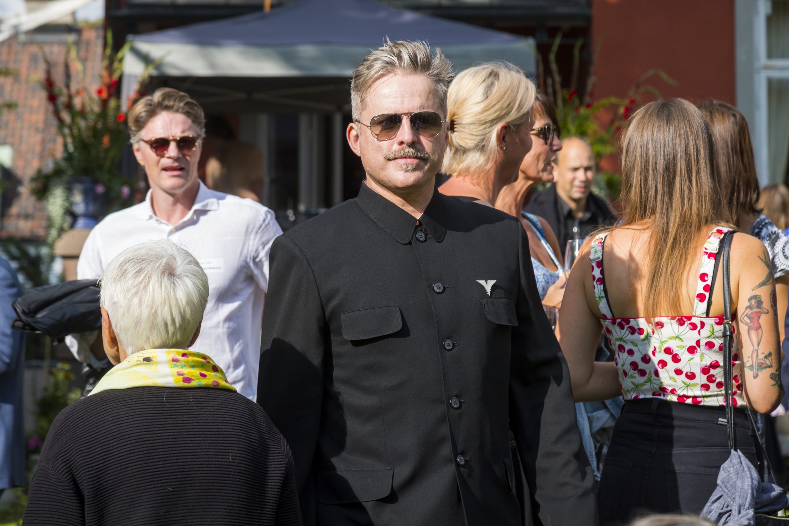 Sløseriombuds&shy;mannen i kompaniskap med kunstneren Morten Traavik&nbsp;<span>(+)</span>