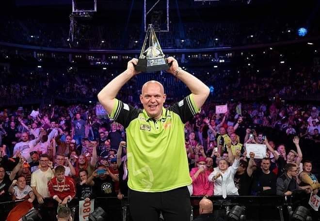 Ny rekord i Premier league Darts: Syvende tittel på rad&nbsp;<span>(+)</span>
