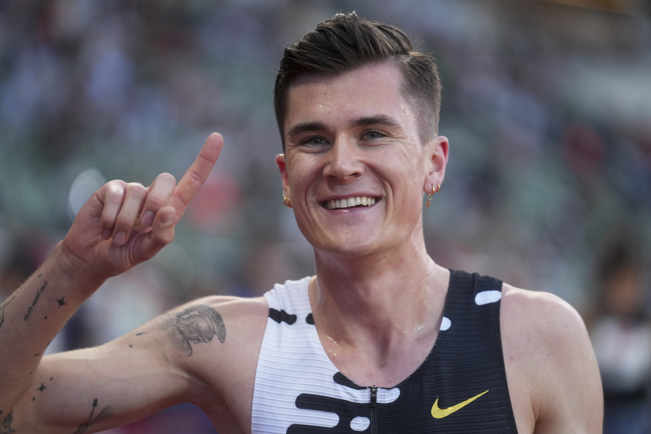 Jakob Ingebrigtsen knuste verdensrekorden på 2 engelske mil – 7.54,10&nbsp;<span>(+)</span>