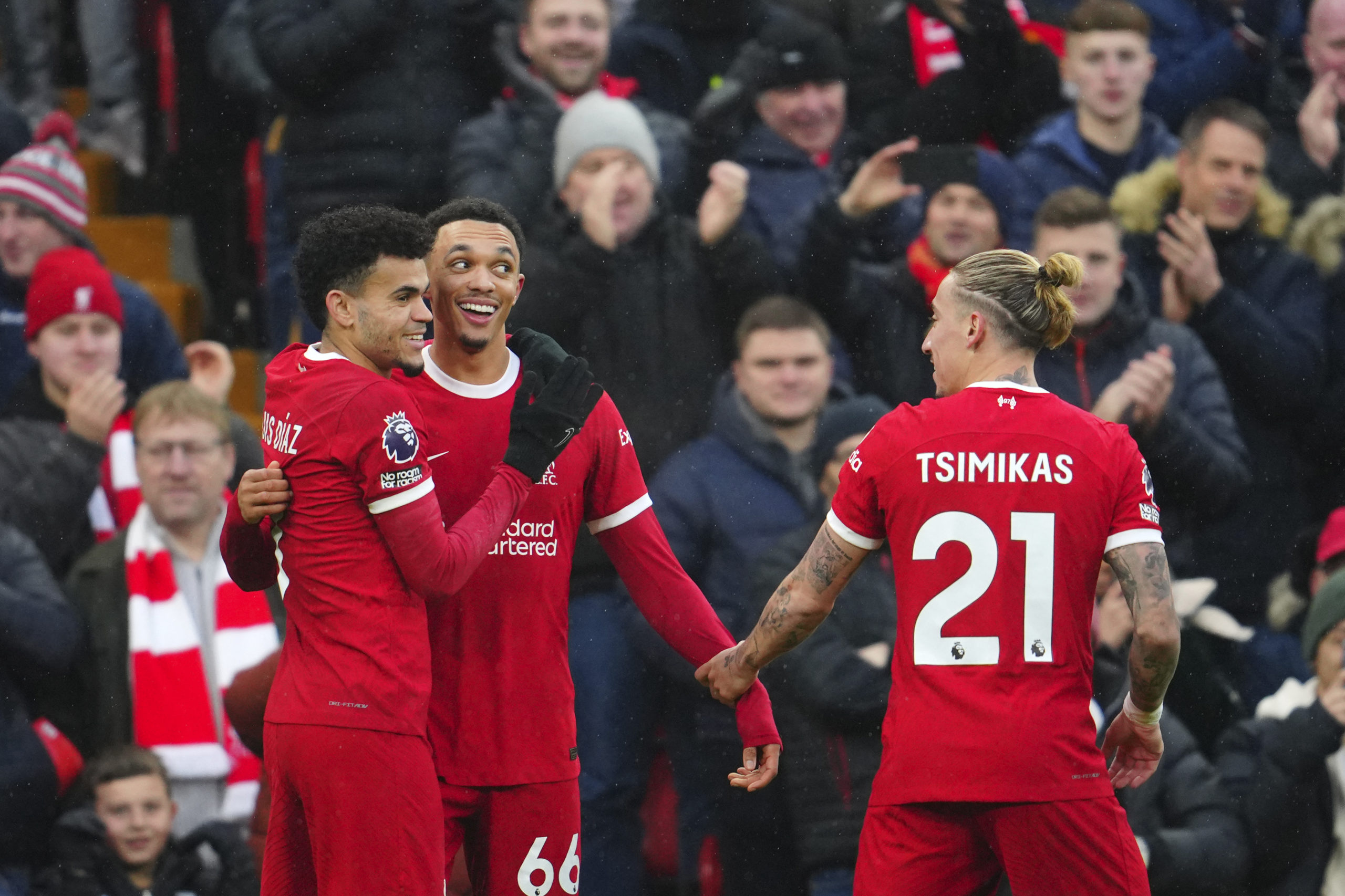Liverpool passerer Manchester City på tabellen, Arsenal på topp&nbsp;<span>(+)</span>