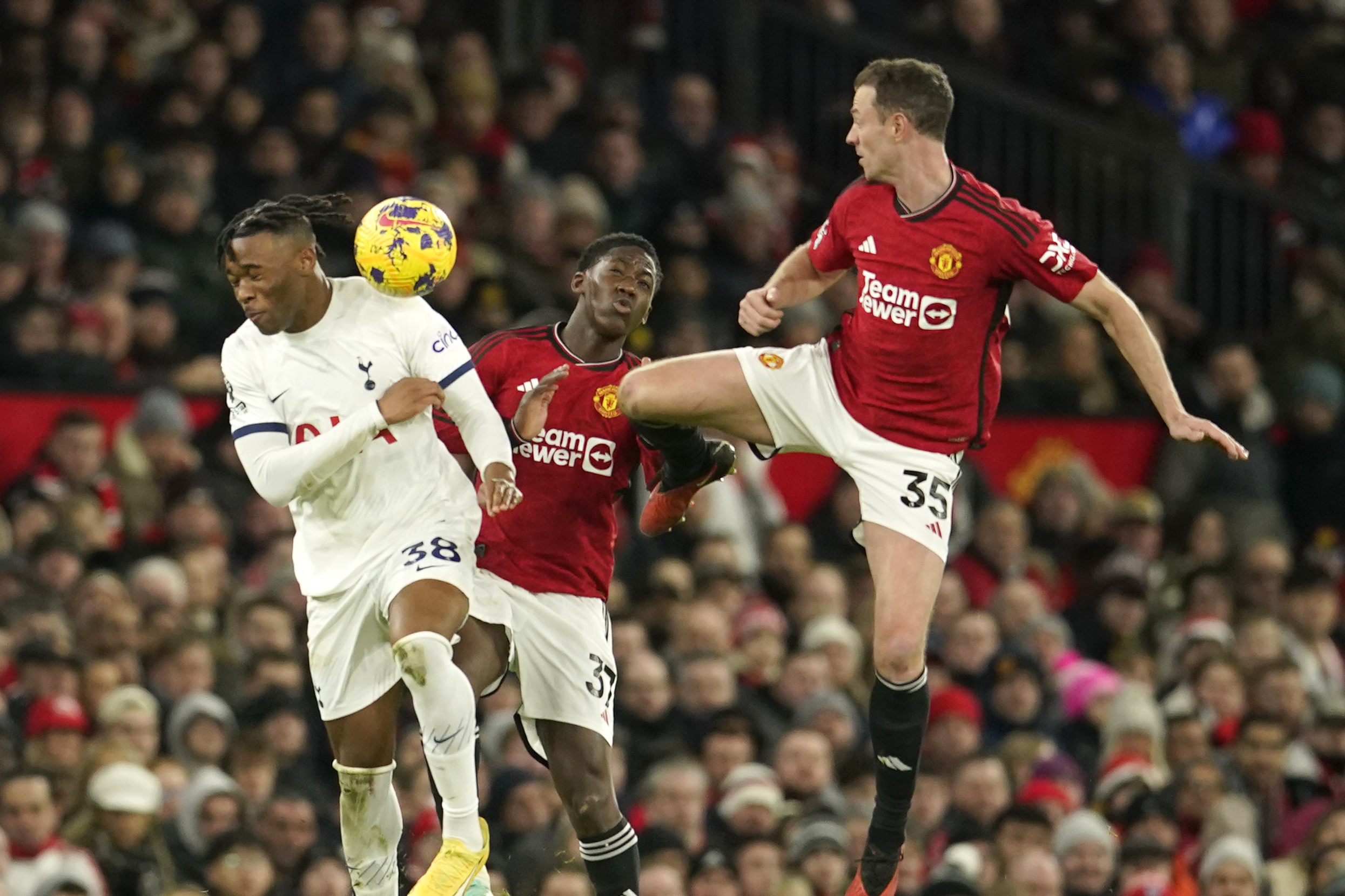 Premier League leverer festfotball, men spillerne virker utslitte&nbsp;<span>(+)</span>