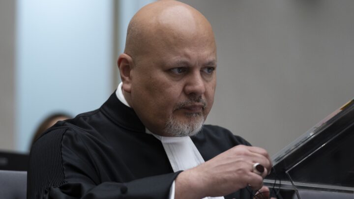 Karim Khan har fått fyken fra ICC