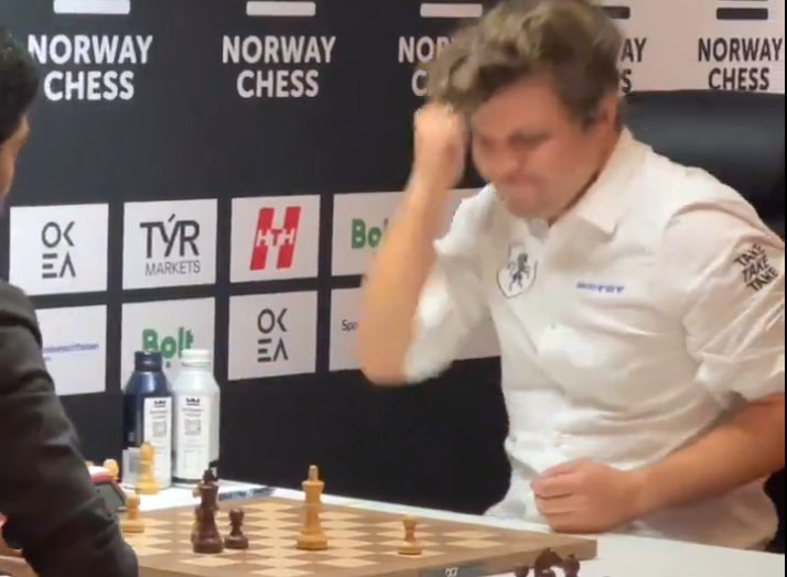 Video: Sånn så det ut da Magnus Carlsen tapte mot indisk stormester