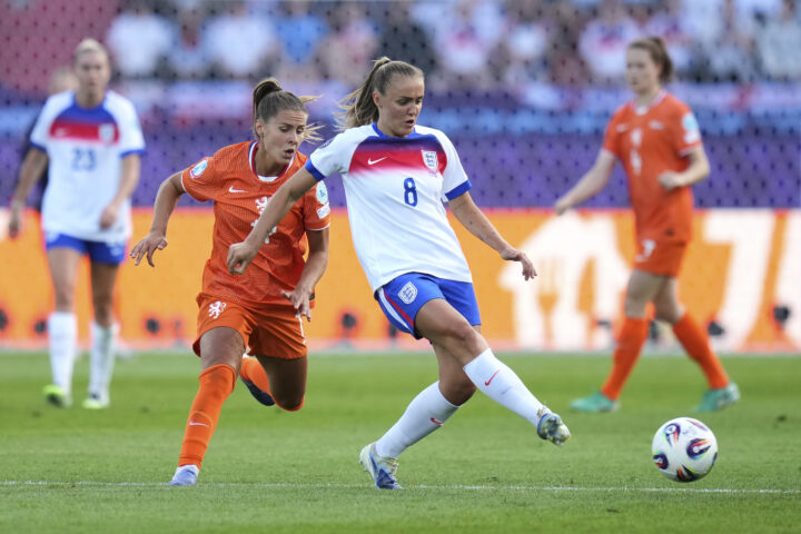 FA stiller klare krav til transmenn som vil spille herrefotball