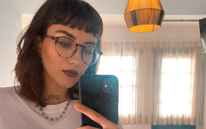 Brasiliansk feminist på flukt, risikerer 25 års fengsel for å ha kalt en biologisk mann mann