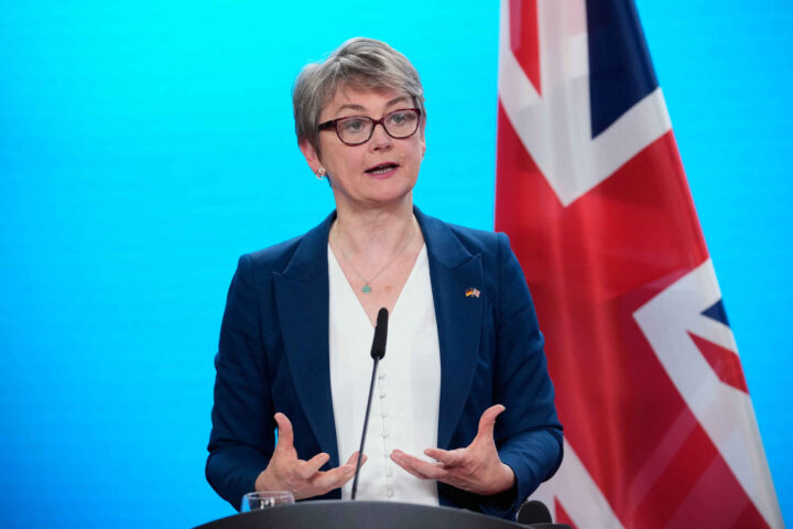 Britisk bistand brukt på luksus&shy;hoteller og golfreiser