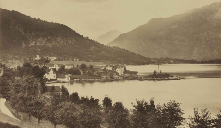 Balholmen, Balestrand, Sogn og Fjordane (1885-88).