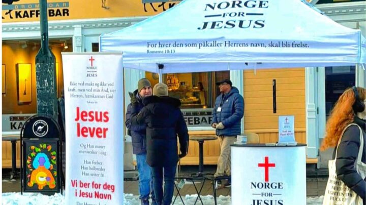 Misjonerer i Norge: Kristne har startet gate­evangelisering