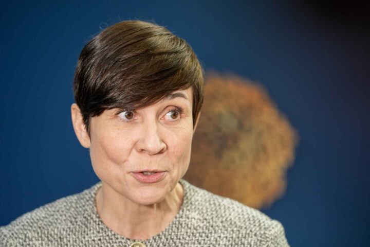 En utenriks­minister og en utenriks­råd i UD som ikke kan sikkerhets­loven?