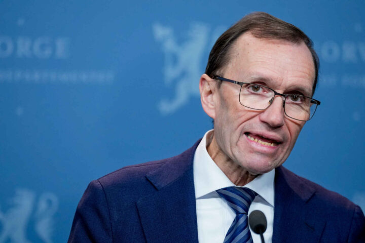 Den råtne eliten slipper unna, mens folket straffes