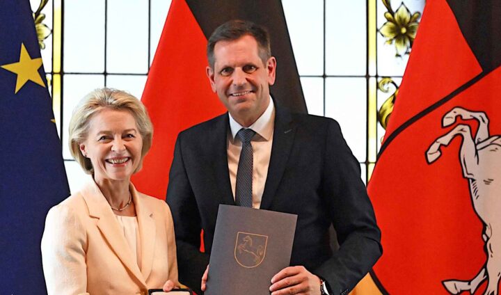 Tysk minister­president vil at Volkswagen skal produsere kinesiske biler