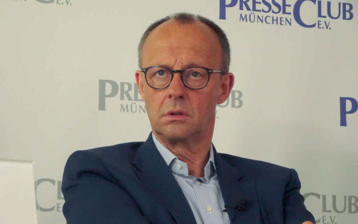 Tyskland: Friedrich Merz advarer unge mennesker mot «samfunns&shy;klimaet» i USA