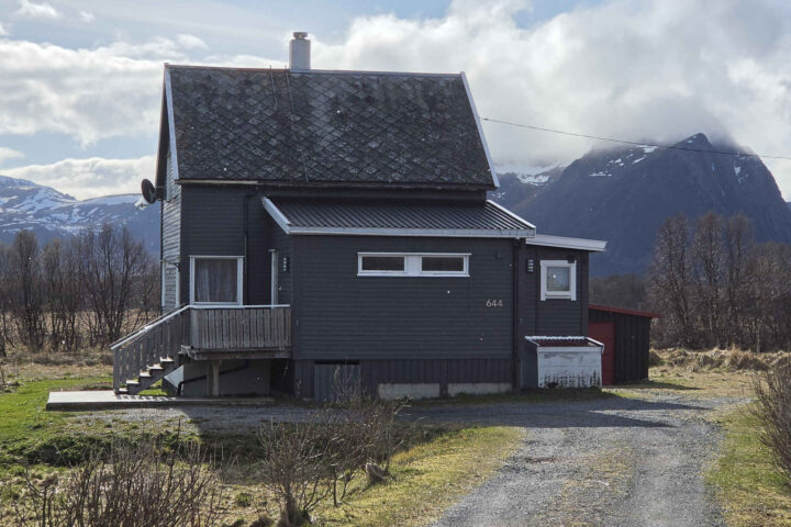 Varetektsfengslet kineser bodde i bunker ved Bodø lufthavn