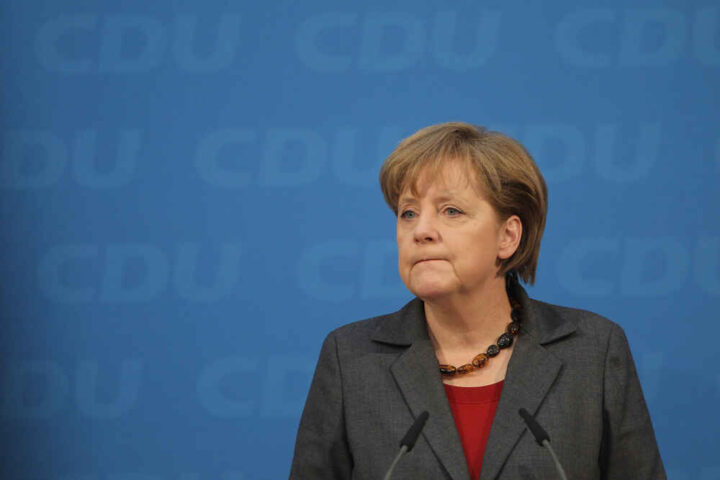 Arbeidet Angela Merkel for Stasi?