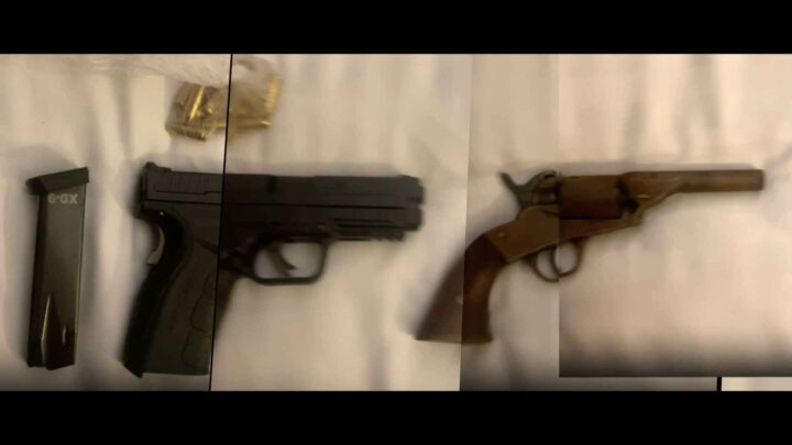 Tiltalt leiemorder «skjøt» med hendene da politiet stormet hotellet