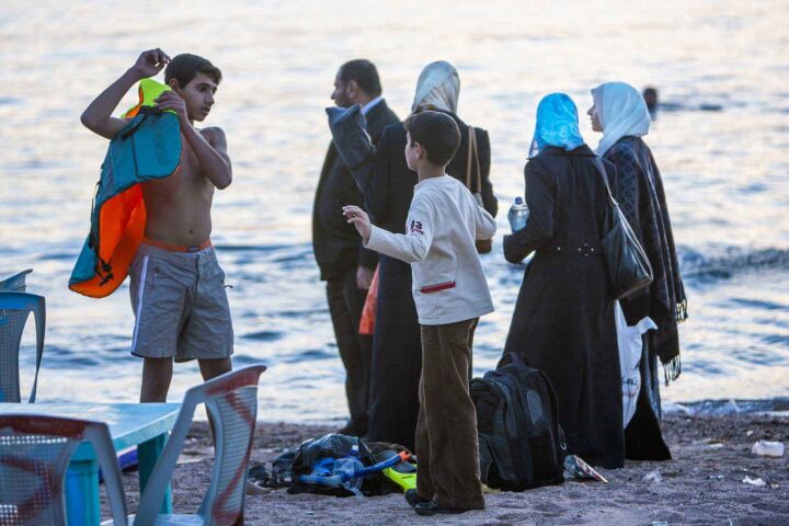 Frankrike: Forslag om folke&shy;avstemning om alle typer islamske hode&shy;plagg