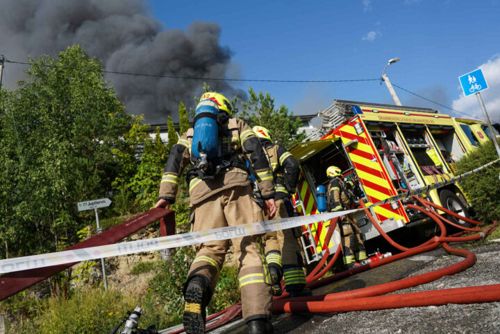 Mer enn 100 boliger gikk tapt i brann-infernoet i Krokstadelva