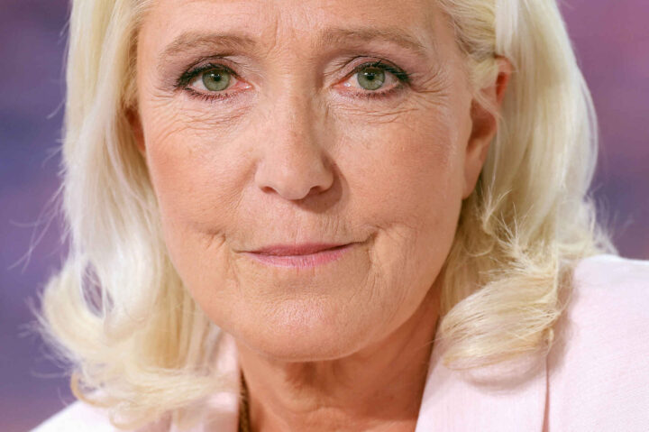 Le Pen anker dommen om underslag av EU-midler