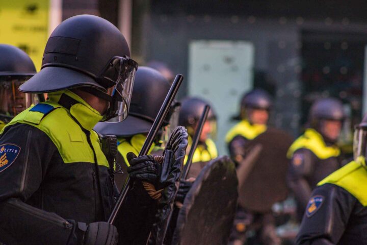 Rotterdam stenger sentrum foran Marokkos «vinn eller forsvinn»-kamp mot Canada – frykter «øde&shy;leggende feiring»